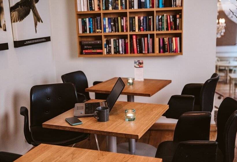 בית מלון כפרי L Stadsparken