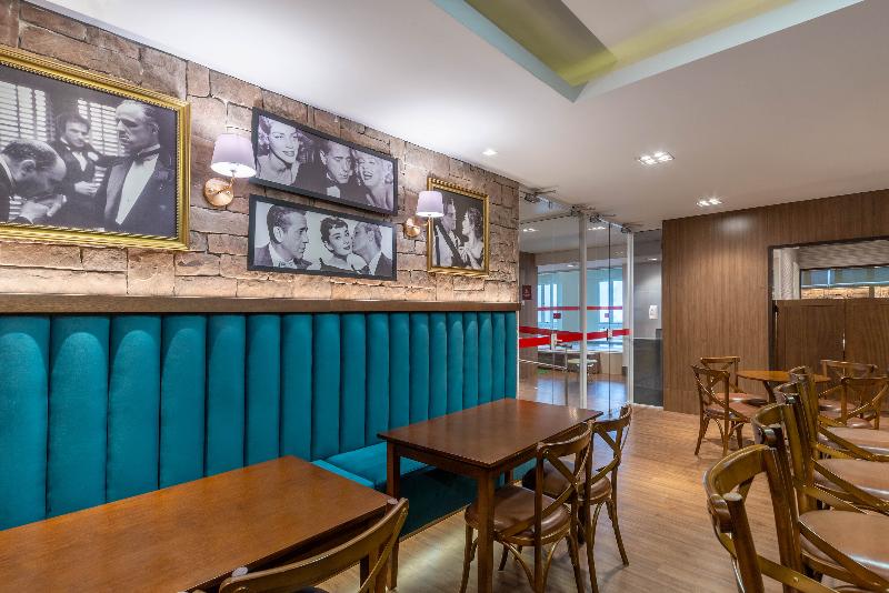 ホテル Laghetto Siena Gramado