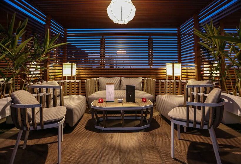 هتل Le Palace d'Anfa