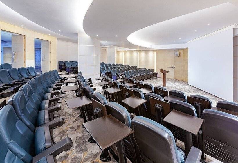 هتل Malta Marriott Resort & Spa