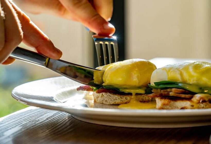 هتل Malta Marriott Resort & Spa