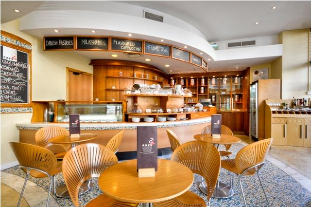 هتل Verdi St George S Bay Marina