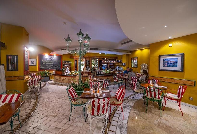 هتل Verdi St George S Bay Marina