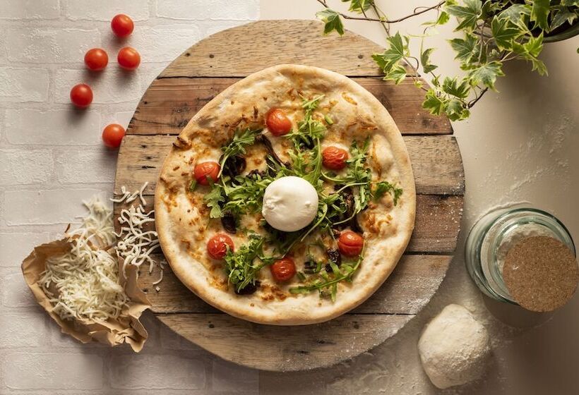 هتل Verdi St George S Bay Marina