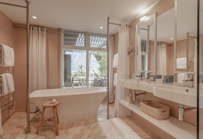 هتل Rosewood Matakauri