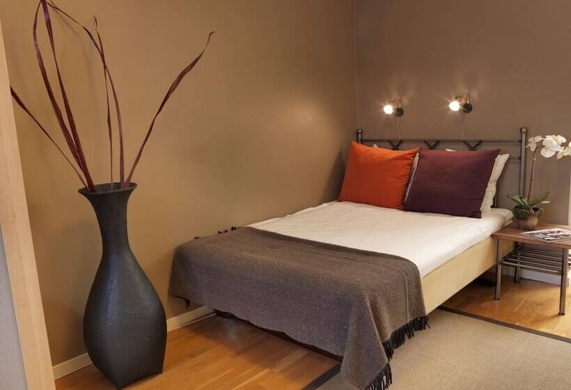 Maude´s Hotel Enskede Stockholm