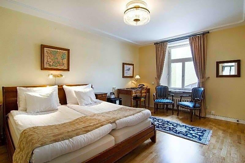 Mayfair Hotel Tunneln