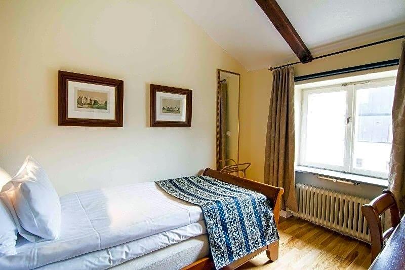 Mayfair Hotel Tunneln