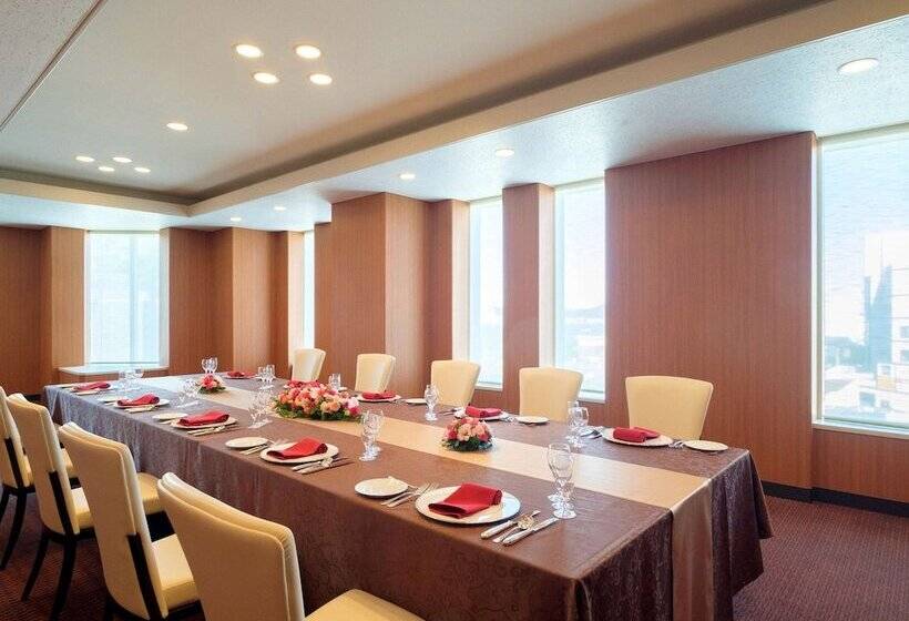 בית מלון כפרי Mercure Yokosuka