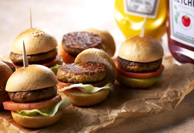 בית מלון כפרי Mercure Yokosuka