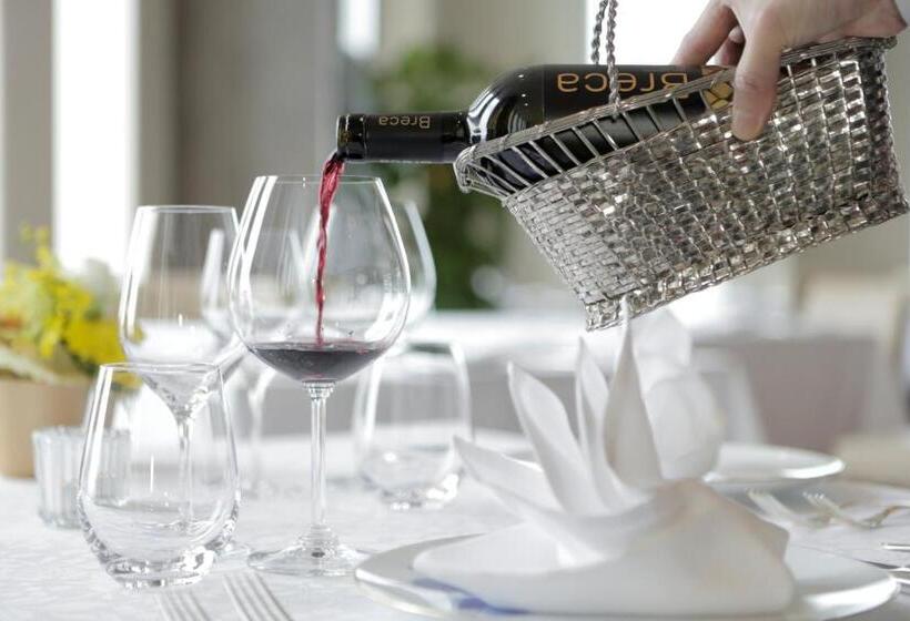 בית מלון כפרי Mercure Yokosuka