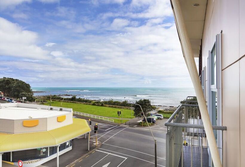 Millennium Hotel New Plymouth, Waterfront