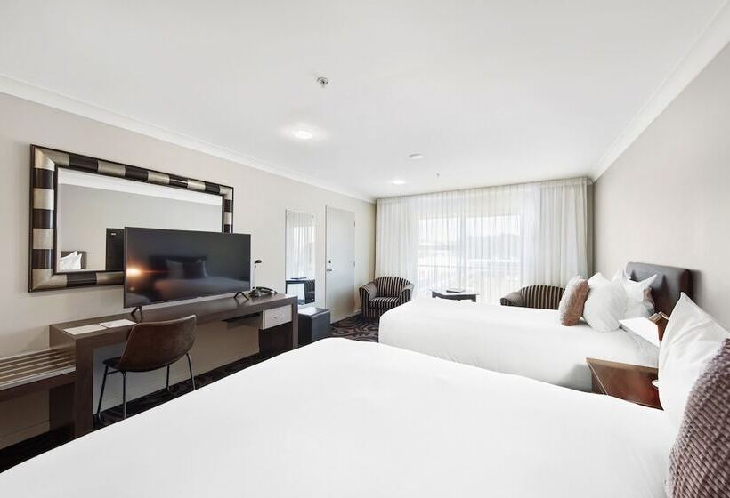 Millennium Hotel New Plymouth, Waterfront