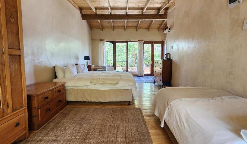 فندق Monkey Valley Resort