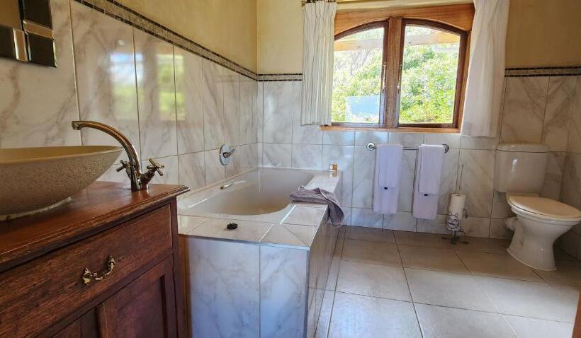 فندق Monkey Valley Resort