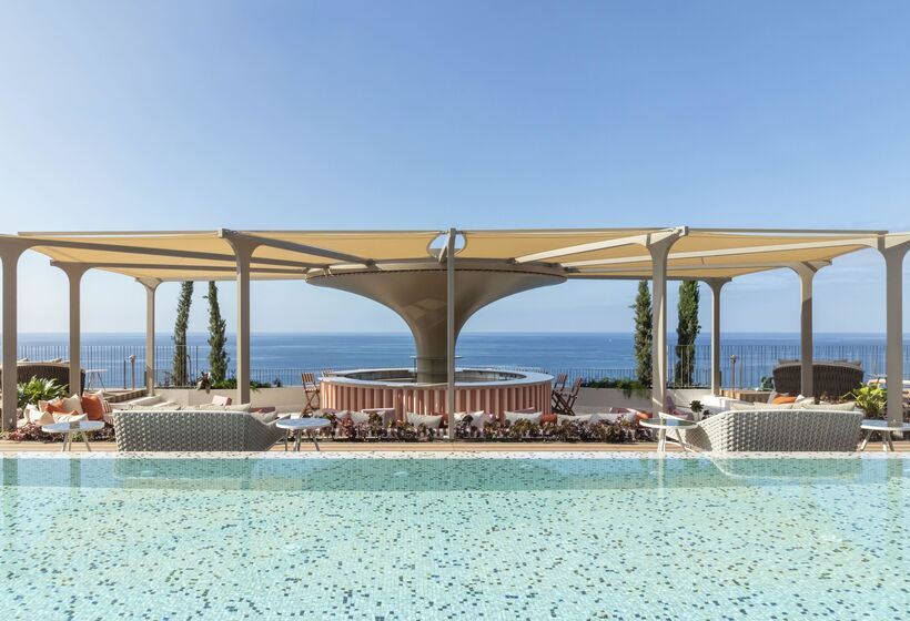 هتل Next by Savoy Signature