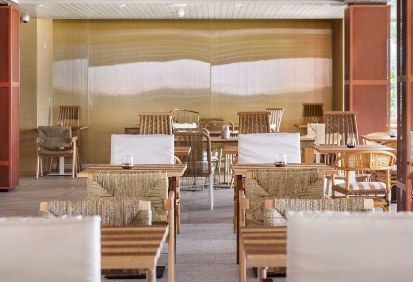 هتل Next by Savoy Signature