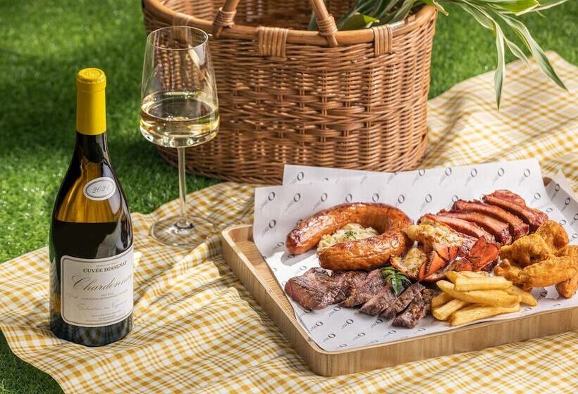 Отель Oakwood Premier Coex Center