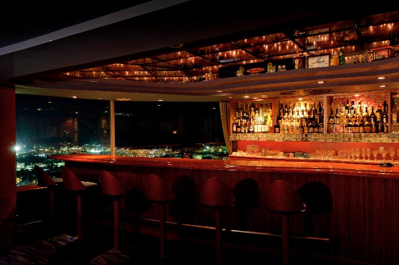 בית מלון כפרי Okinawa Grand Mer Resort