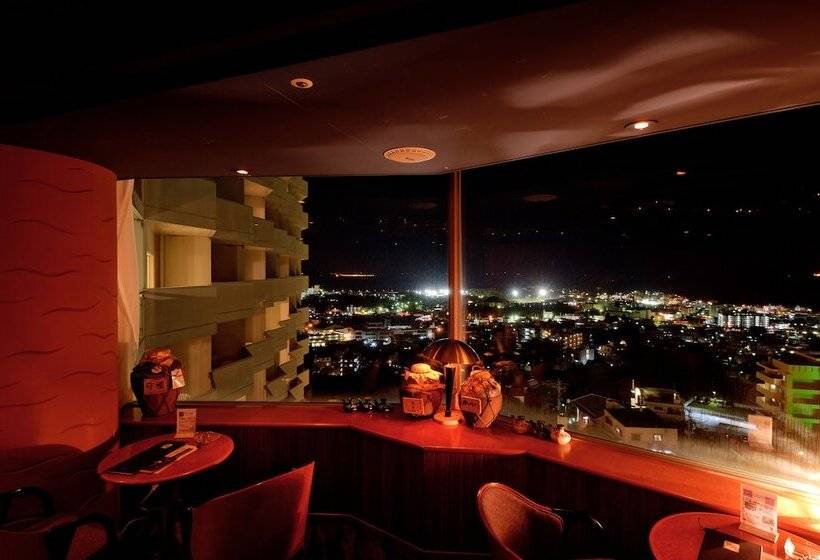 בית מלון כפרי Okinawa Grand Mer Resort