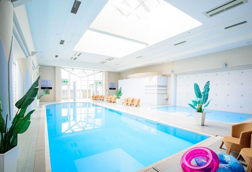 בית מלון כפרי Okinawa Grand Mer Resort