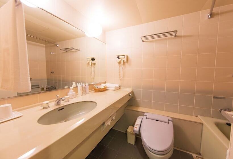 בית מלון כפרי Okinawa Grand Mer Resort