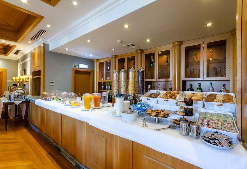 هتل Olissippo Castelo