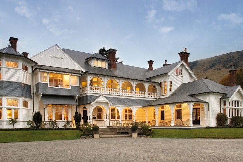 هتل Otahuna Lodge