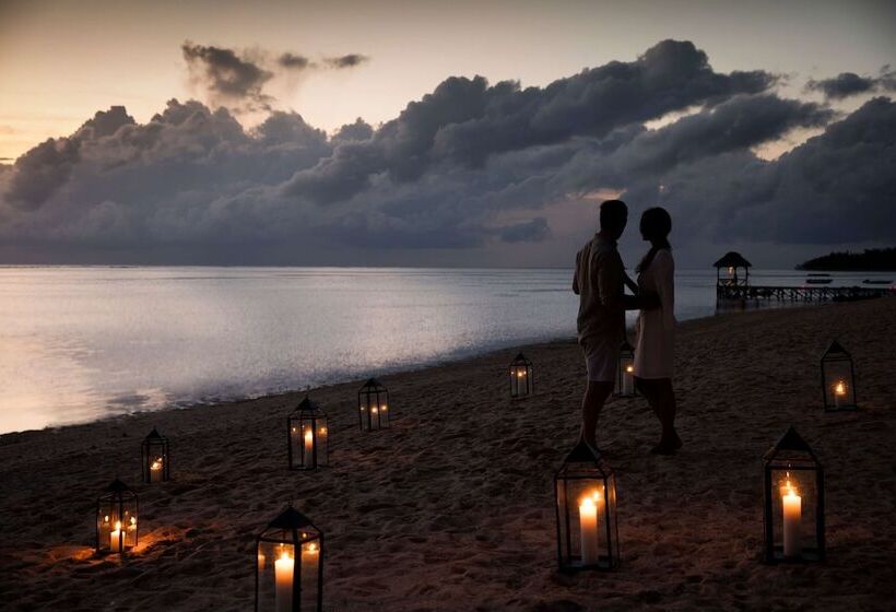 Szálloda Outrigger Mauritius Beach Resort