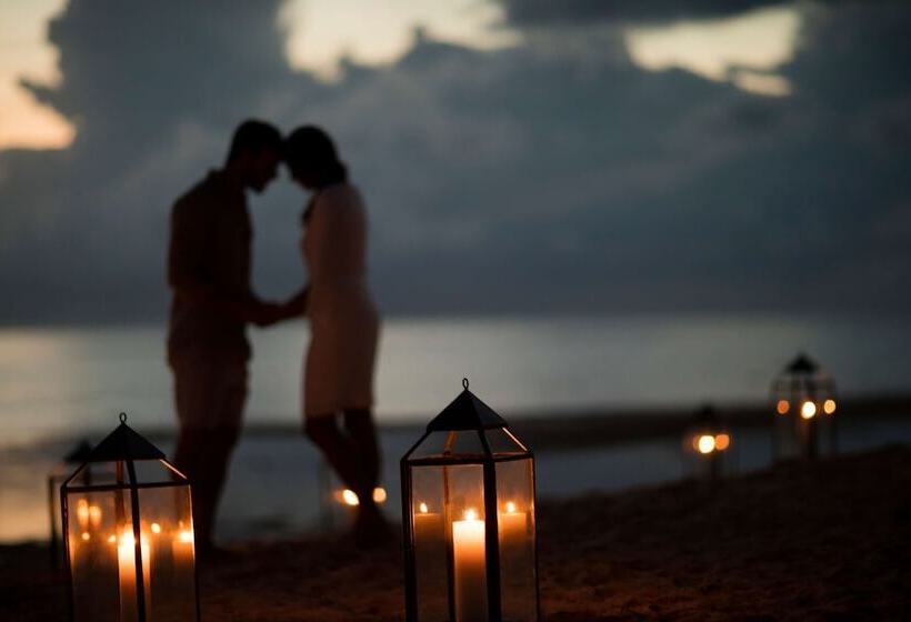 Hotel Outrigger Mauritius Beach Resort