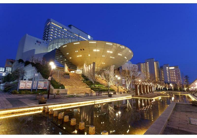 Отель Plaza Kobe