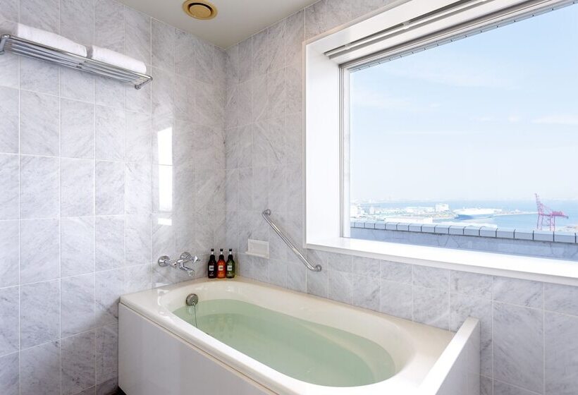 Отель Plaza Kobe