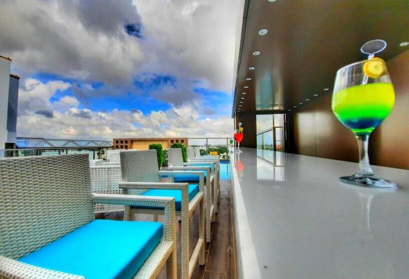 ホテル Quality Inn Sabari