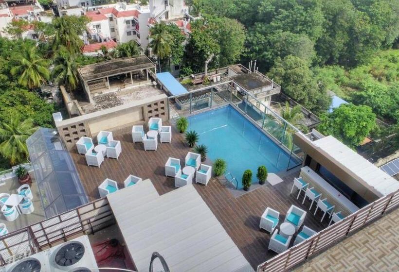 ホテル Quality Inn Sabari