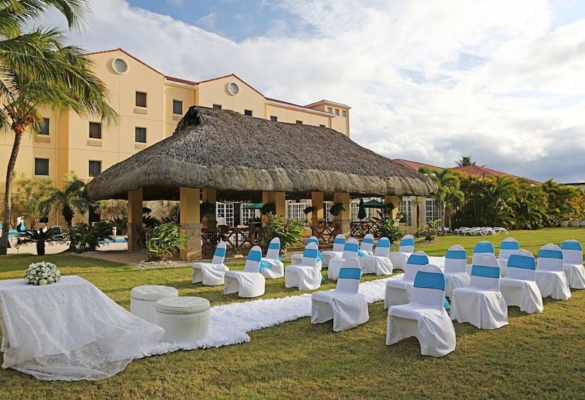 Quality Hotel Real Aeropuerto Santo Domingo