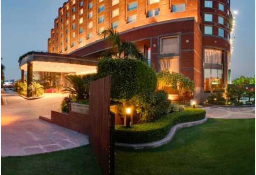 Radisson Blu Mbd Hotel Noida