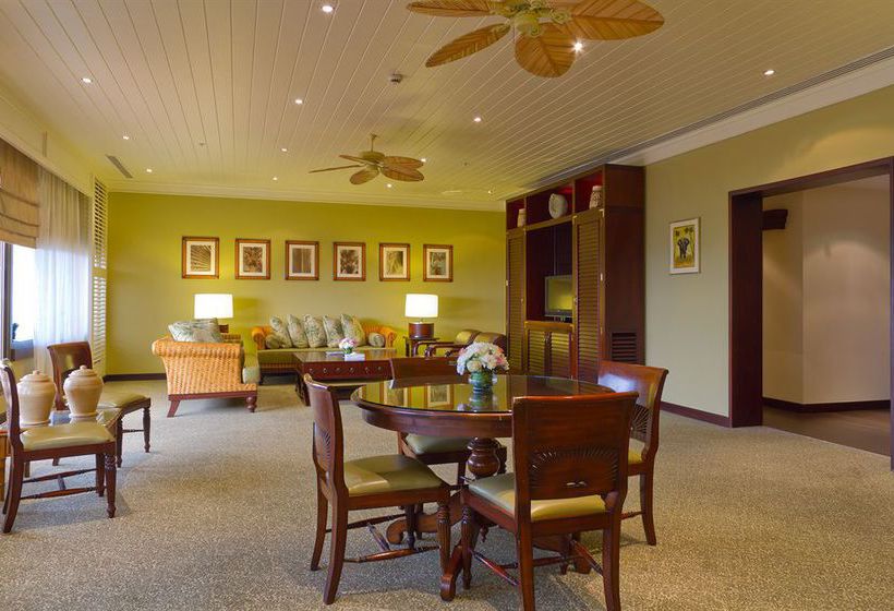 هتل Radisson Blu Resort, Sharjah