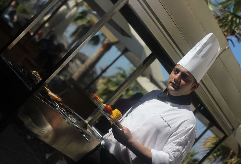 هتل Radisson Blu Resort, Sharjah