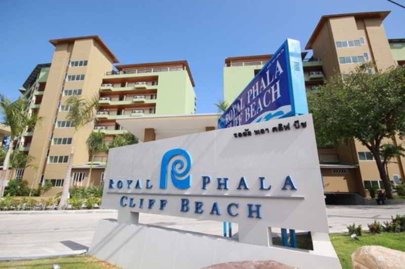 هتل Royal Phala Cliff Beach Resort