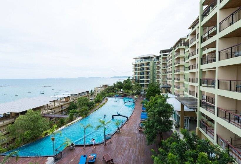 ホテル Royal Phala Cliff Beach Resort