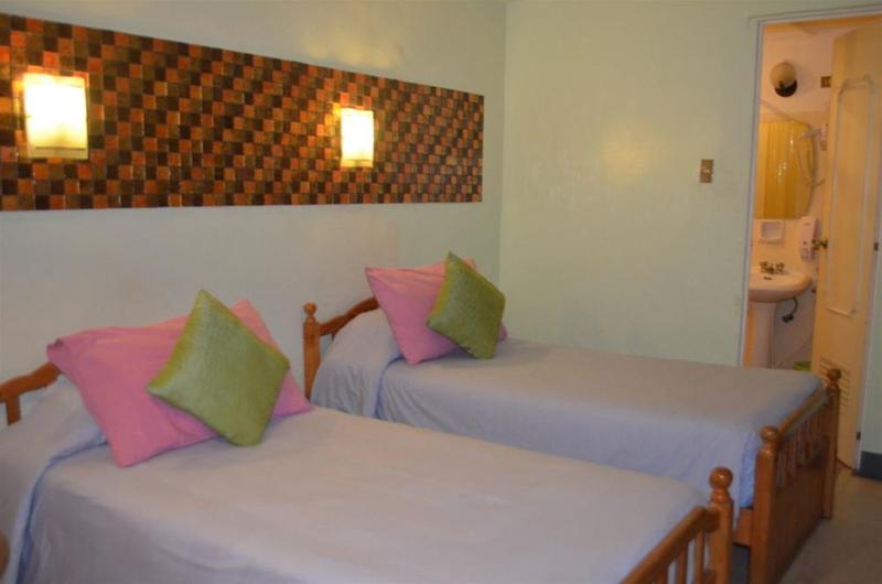 هتل Saint Illians Inn