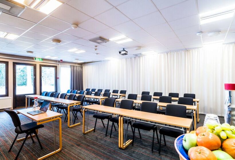 هتل Scandic Gavle Vast