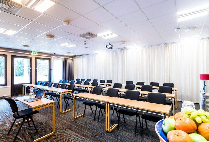 هتل Scandic Gavle Vast