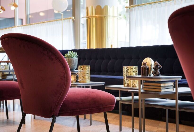 Отель Scandic Grand