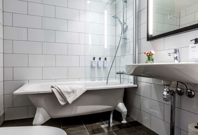 Отель Scandic Grand