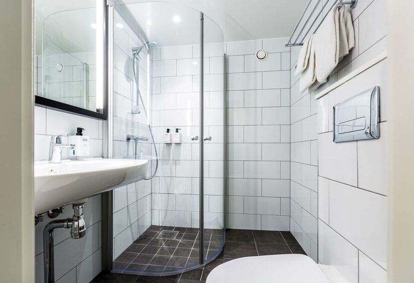 Отель Scandic Grand