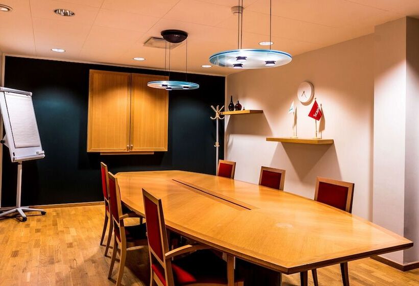 בית מלון כפרי Scandic Swania