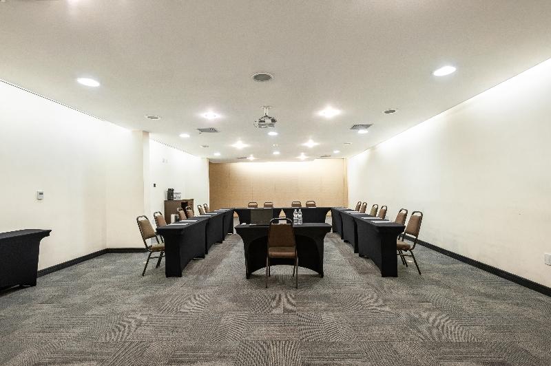 ホテル Slaviero Guarulhos Aeroporto