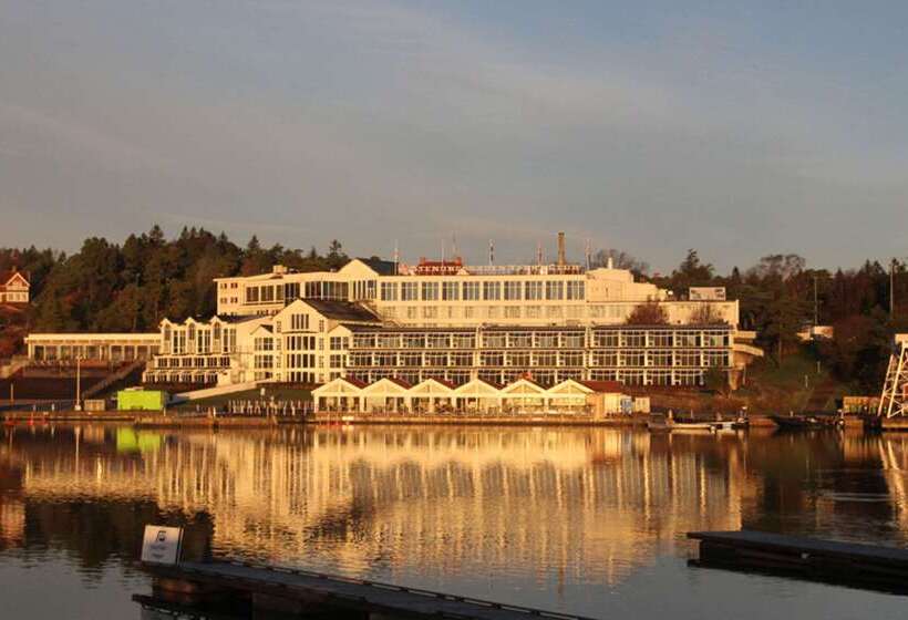 Отель Stenungsbaden Yacht Club