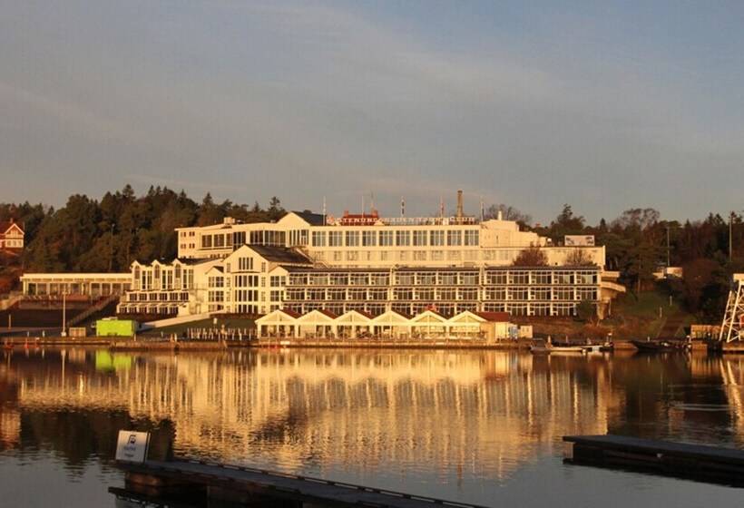 Отель Stenungsbaden Yacht Club